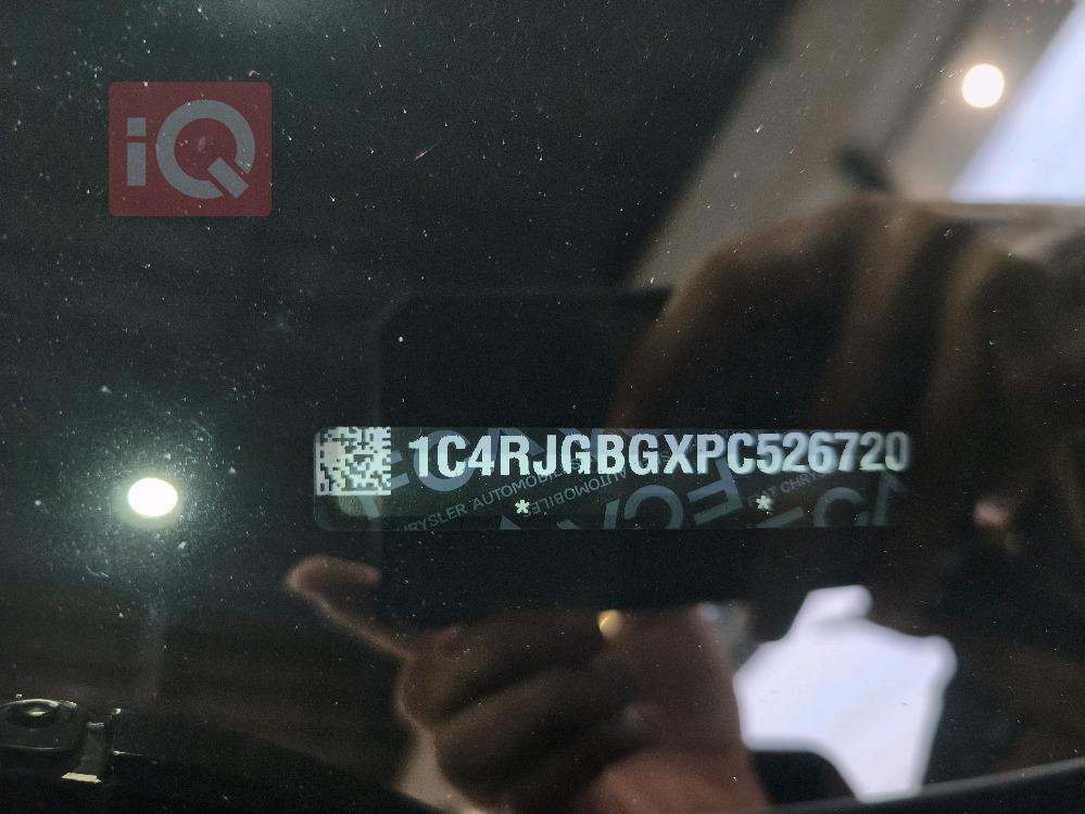 جيب جراند شيروكي